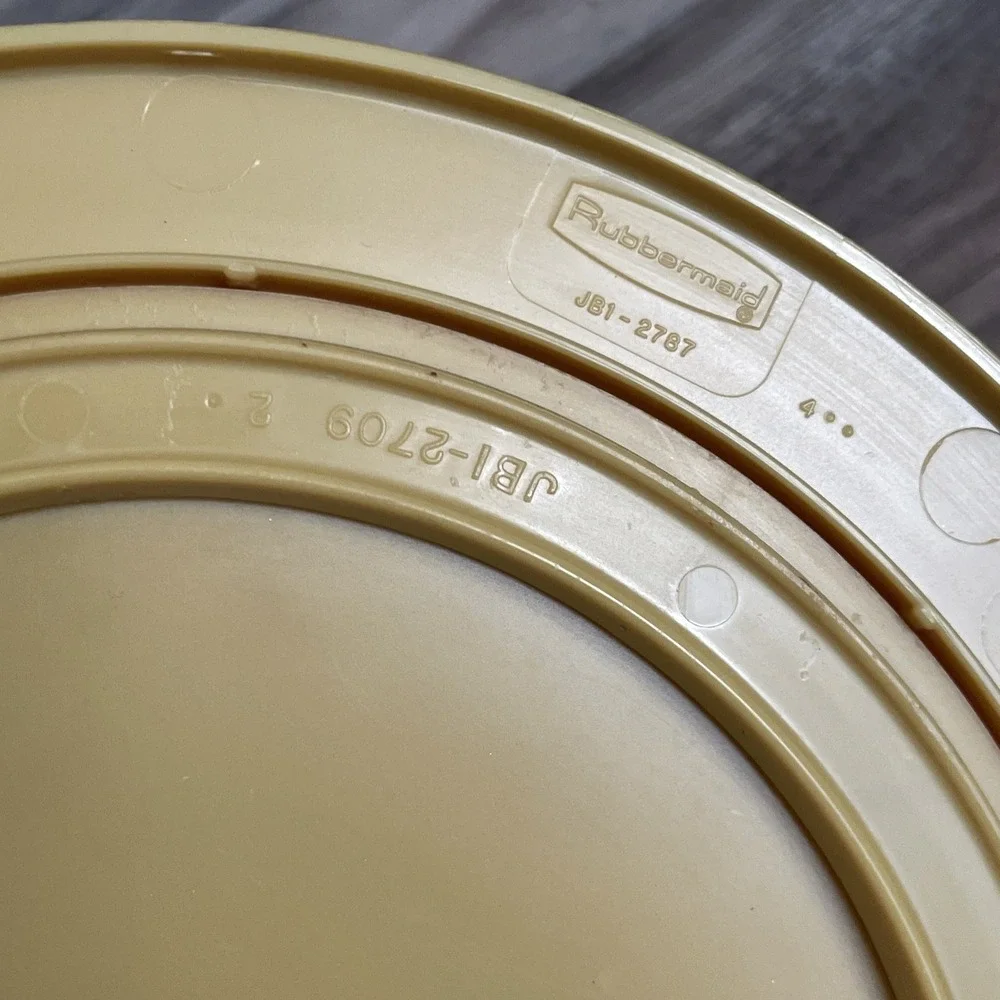 Vintage Rubbermaid Yellow Spices Lazy Susan 10